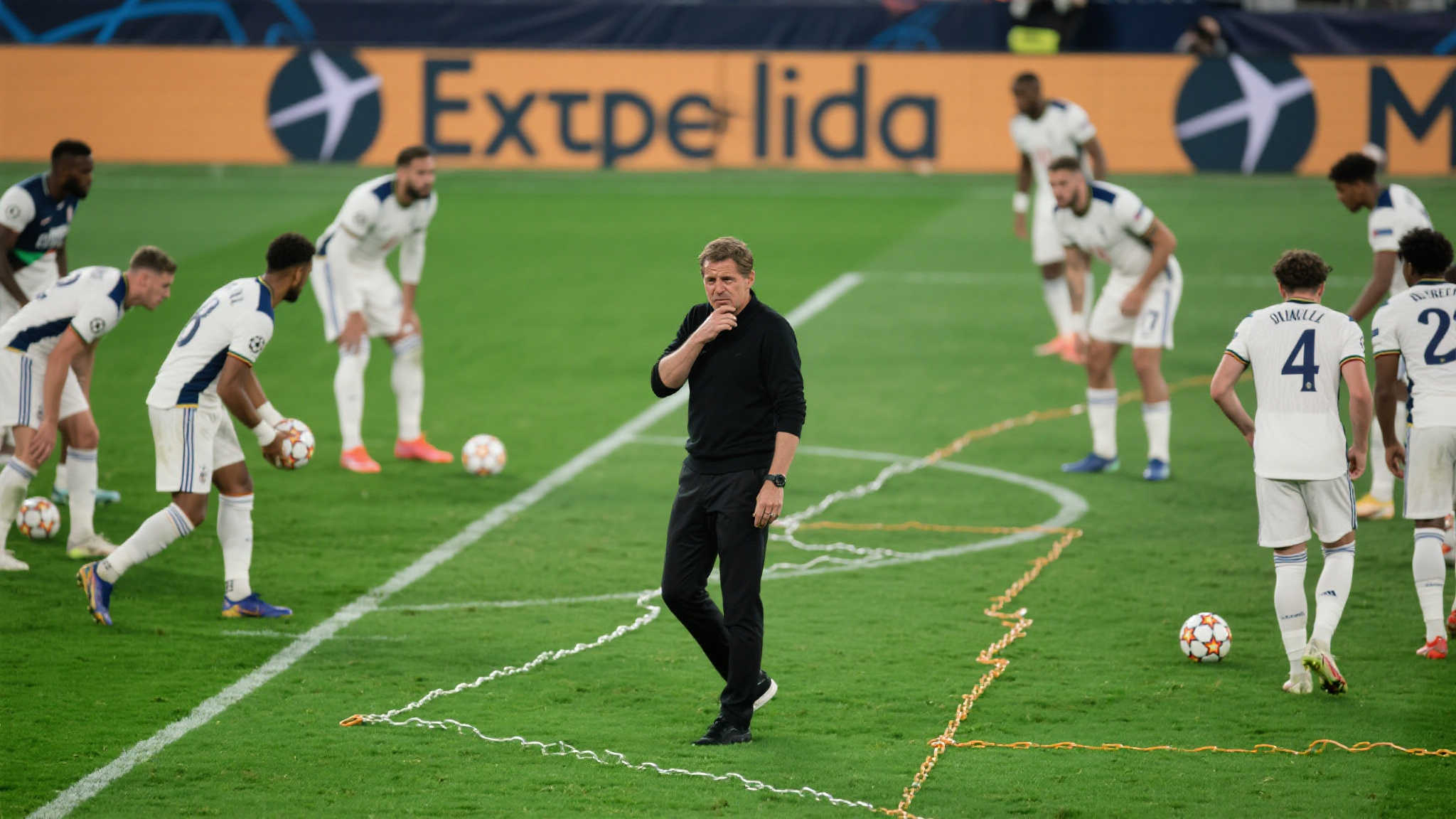 从过去战术观察来看,无论进攻或防守,似乎都没展现出